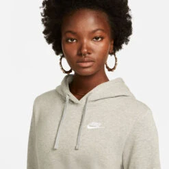 Nike Sportswear Club Pull Over STD Hoody Women -Tennis Gear Shop 55470000 13